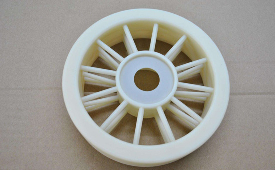 深圳手板廠模具的材料需要區(qū)別，但模具的精度，模具制造后的產(chǎn)品質(zhì)量高