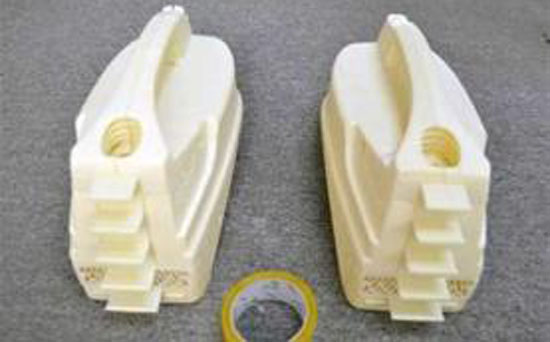 深圳手板廠當(dāng)中是一個(gè)非常容易實(shí)現(xiàn)的，但是如果只是做一個(gè)ABS手板而采用激光快速成型做出來(lái)之后復(fù)模的話(huà)