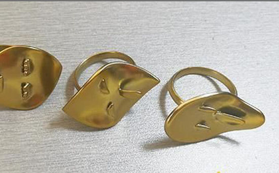 在塑料手板行業(yè)中，用PP材質，也有缺點