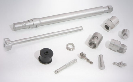 CNC手板廠培訓(xùn)我們的工匠進(jìn)行先進(jìn)的細(xì)節(jié)、繪畫和原型印刷以生產(chǎn)高品質(zhì)印刷和彩繪為重點(diǎn)原型